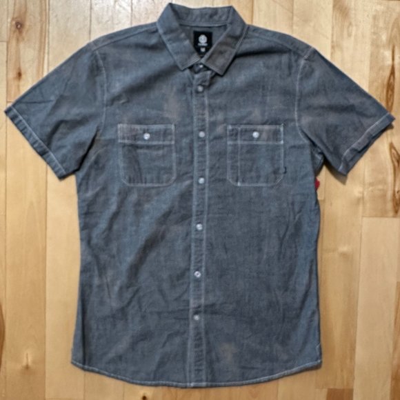 Men's Short Sleeve Shirt - Picture 3 of 10